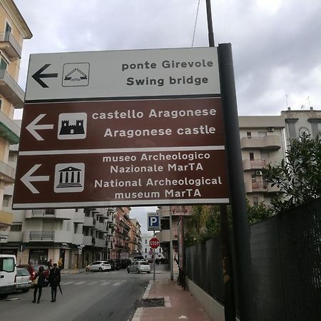 Settimo Sole Affitta Camere Tarento Exterior foto